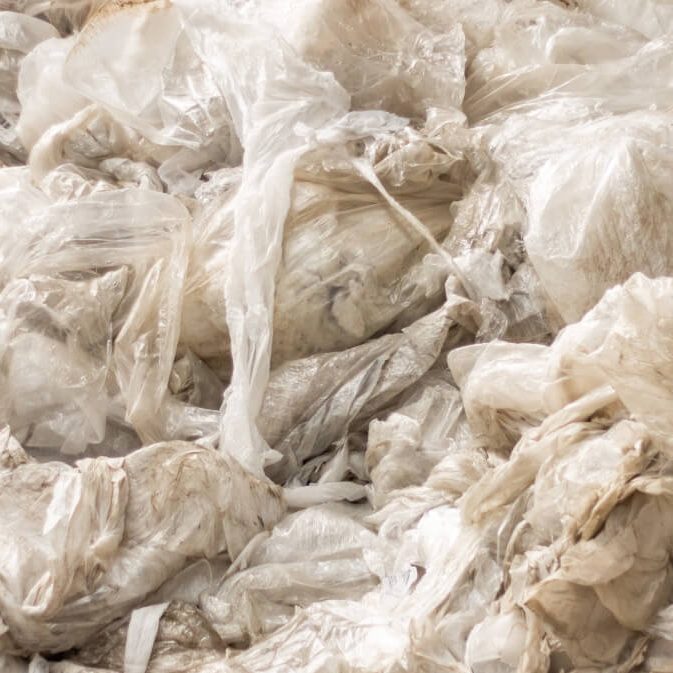 Linhambiente - Reception and Collection of Plastic